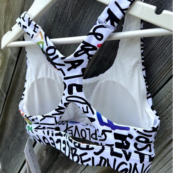 NWT Athleta Pride Multicolor Ultimate Sports Bra A-C Size XXS w/ Padding - Picture 3 of 6